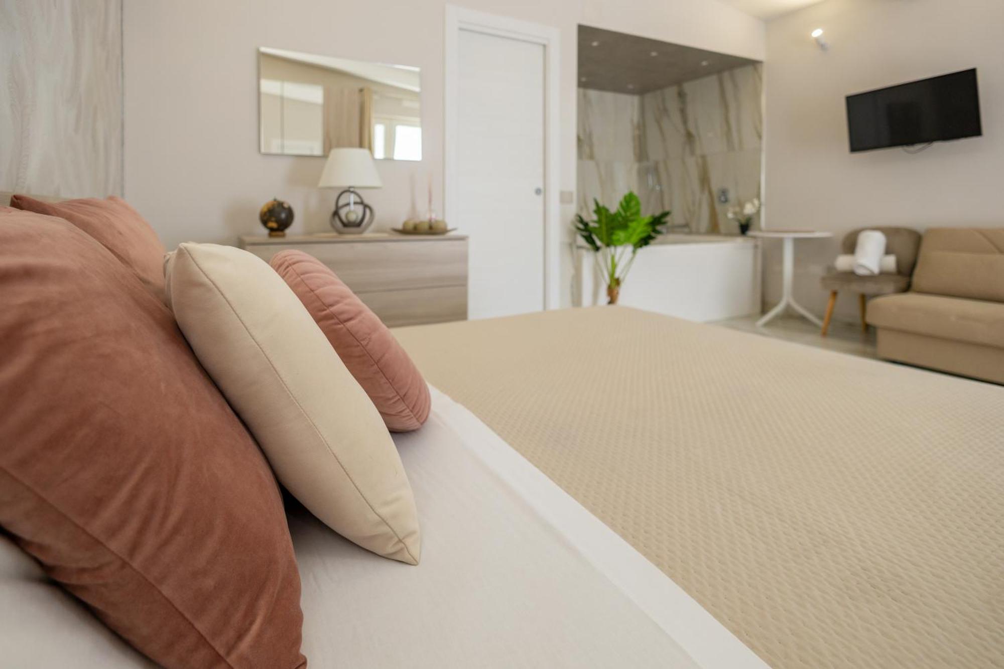 La Perla Luxury Rooms 안그리 외부 사진