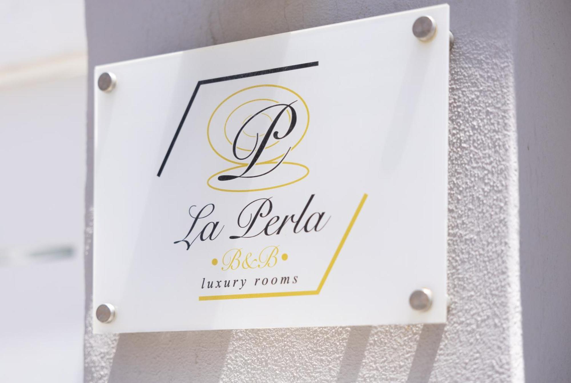 La Perla Luxury Rooms 안그리 외부 사진
